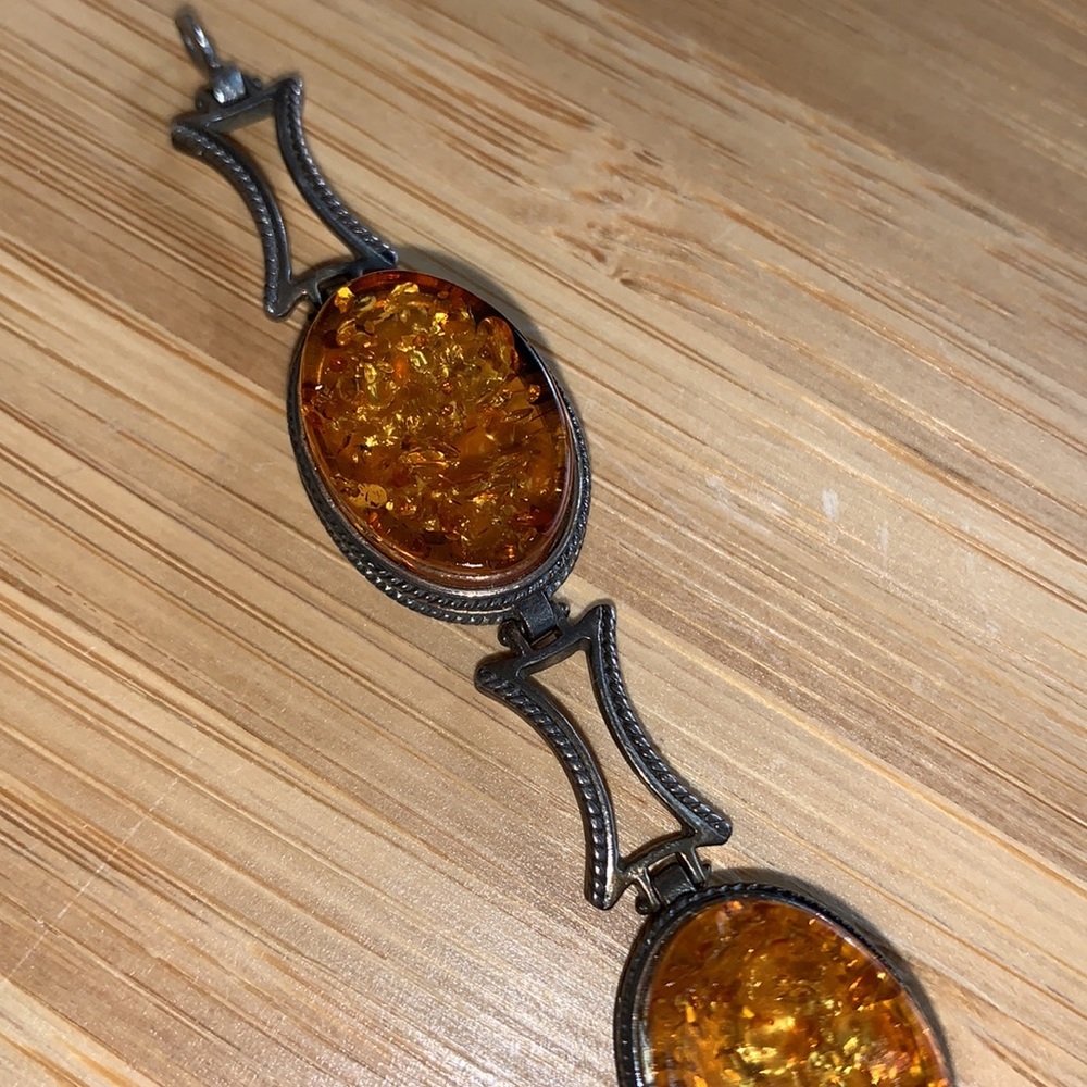 Amber bracelet lobster claw closure see photo for measurements